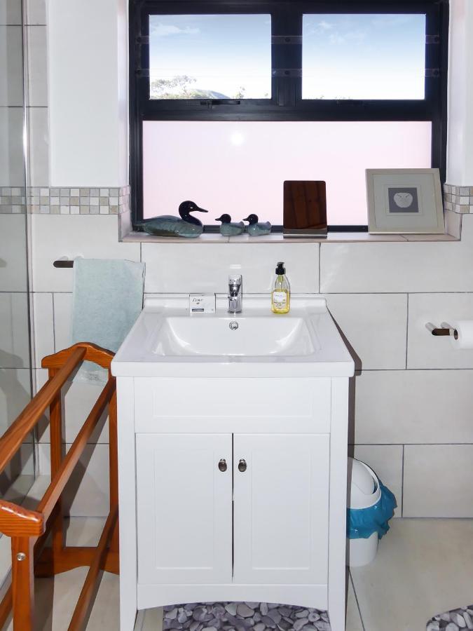 Отель Shalom Self Catering Клейнмонд Экстерьер фото